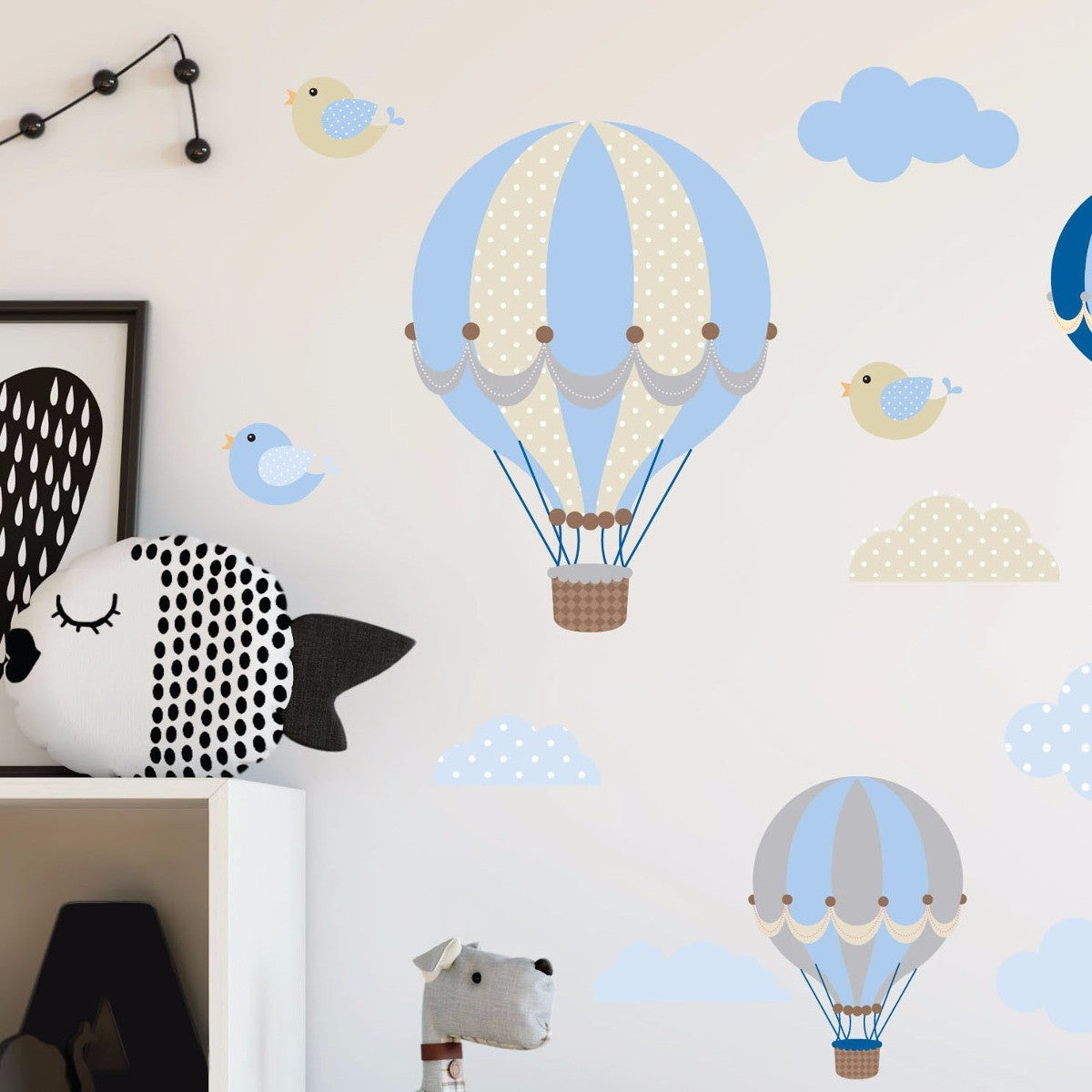 Vinilos Decorativos Globos, Set de 84 Nubes y Pajaritos