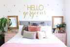 Vinilos Decorativos, Set frase “Hello Gorgeous” + 98 Lunares Irregulares Dorado 091